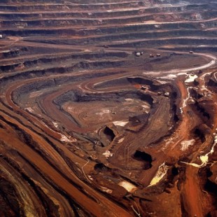 Carajás, a maior mina do mundo a céu aberto está localizada no estado do Pará. Foto: Paulo Santos/Atlas Amazônia Sob Pressão